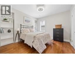 635 LAWRENCE Street - 18