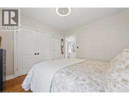 635 LAWRENCE Street - 19