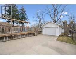 635 LAWRENCE Street - 32