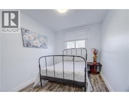 141 MOOREGATE Crescent - 24