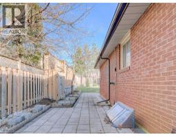 141 MOOREGATE Crescent - 35