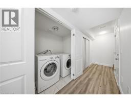 585 COLBORNE Street E UnitNo. 901 - 19