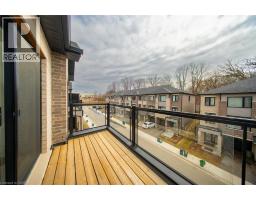 585 COLBORNE Street E UnitNo. 901 - 25