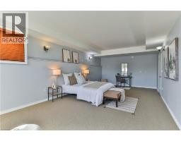 98 THOMAS Avenue - 38