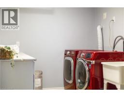 98 THOMAS Avenue - 43