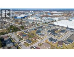 98 THOMAS Avenue - 47