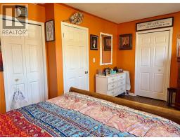 13 HAWTREY Road - 11