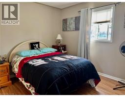 13 HAWTREY Road - 12