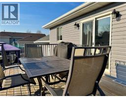 13 HAWTREY Road - 24