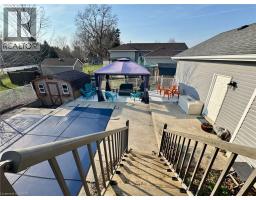 13 HAWTREY Road - 26