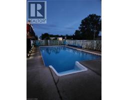 13 HAWTREY Road - 34