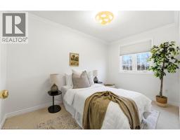 34 PORCHLIGHT Drive - 18