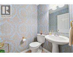 34 PORCHLIGHT Drive - 19