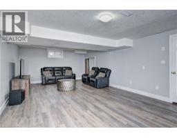 519 YORKSHIRE Drive - 28