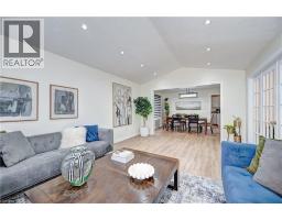 519 YORKSHIRE Drive - 4