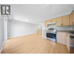 9 RED CLOVER Crescent - 11