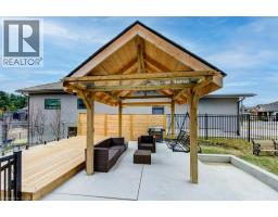 301 SOMME Street - 32