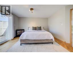 24 FARMINGTON Place - 26