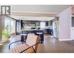 24 FARMINGTON Place - 9