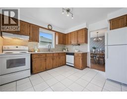 11 BLUE SPRUCE Crescent - 11