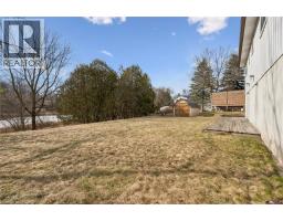 11 BLUE SPRUCE Crescent - 31