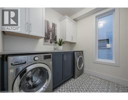 39 COULTER Street - 12