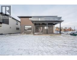 39 COULTER Street - 35