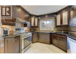 15 DEERWOOD Crescent - 17