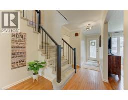 15 DEERWOOD Crescent - 3