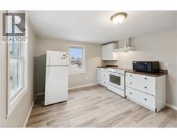 16 BERGEY Street - 28