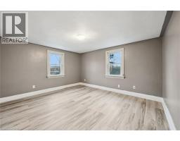 16 BERGEY Street - 30