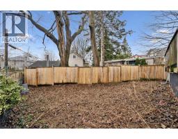 16 BERGEY Street - 40