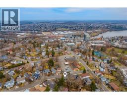 16 BERGEY Street - 44