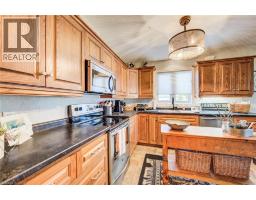 247 ARMSTRONG Street W - 9