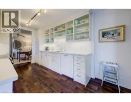 265 WESTCOURT Place UnitNo. 505 - 10