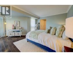 265 WESTCOURT Place UnitNo. 505 - 20