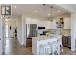 38 CANARY Street - 10