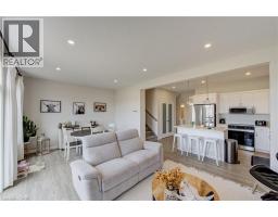 38 CANARY Street - 15