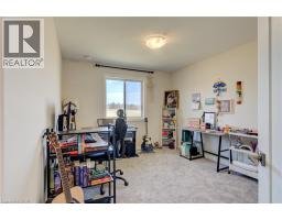 38 CANARY Street - 31