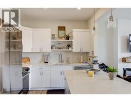 38 CANARY Street - 9