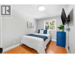 304 DINISON Place - 18