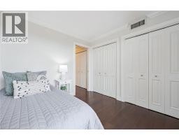 265 WESTCOURT Place UnitNo. 1010 - 18