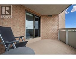 265 WESTCOURT Place UnitNo. 1010 - 28