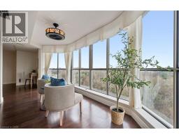 265 WESTCOURT Place UnitNo. 1010 - 8