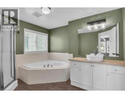 23 MARYANN PRICE Lane - 26