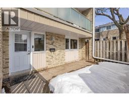 35 BRECKENRIDGE Drive UnitNo. 28 - 4