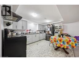 127 KINGSWOOD Drive - 26