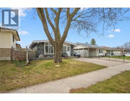 127 KINGSWOOD Drive - 3