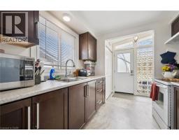 127 KINGSWOOD Drive - 8