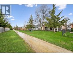 489 BRENTCLIFFE Drive - 33